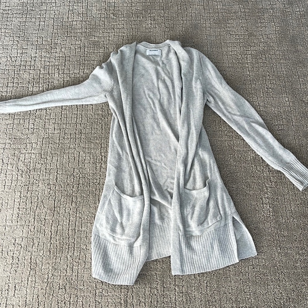 Old navy sweater